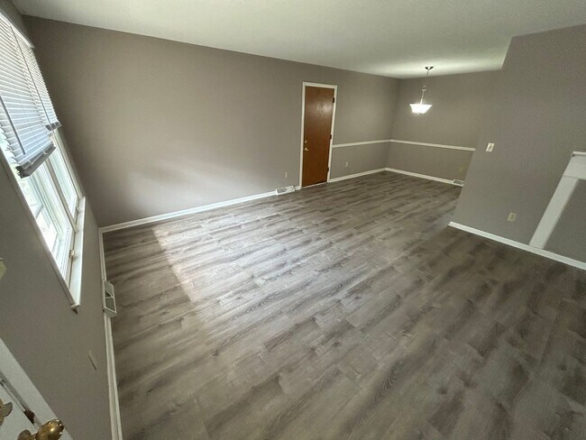 Foto del edificio - 704 E Colorado Ave