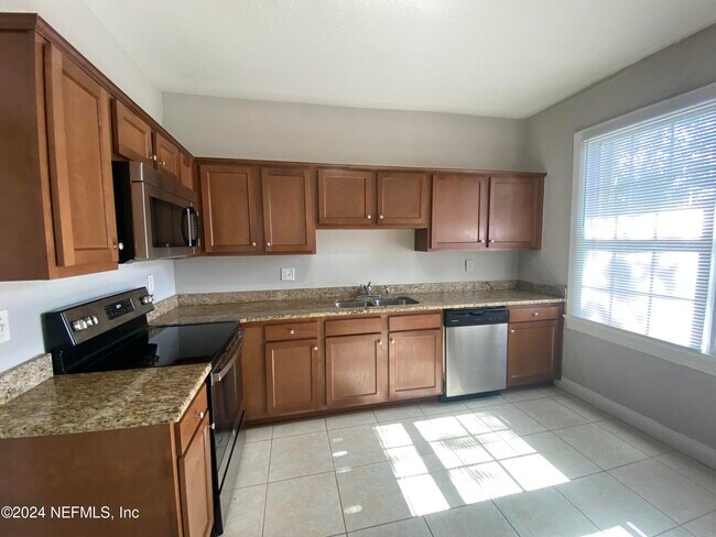 Foto del edificio - 2671 Forbes St