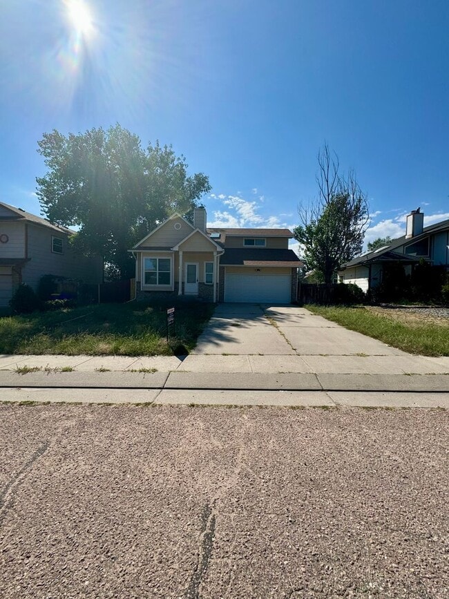 Photo - Lovely 3 bedroom/2 bath home in Fountain V...