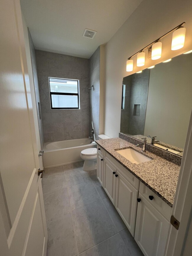 Building Photo - 7173 Montereal Path