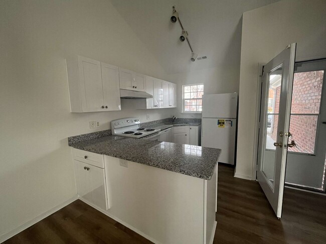 Foto del edificio - 3823 Merestone Dr