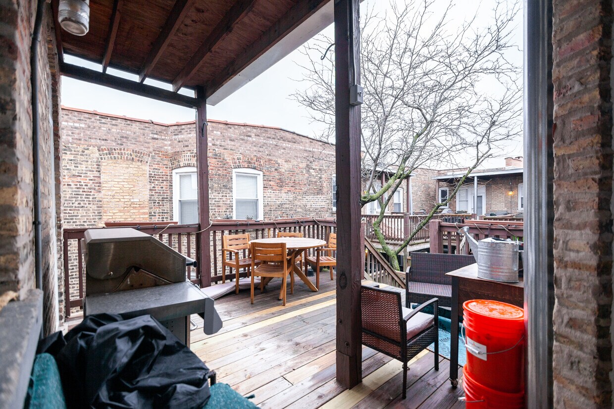 Foto principal - 941 W Gordon Ter