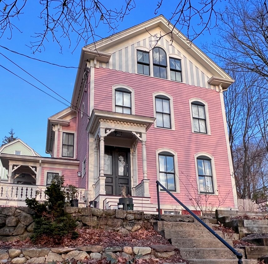 Primary Photo - 123 Westminster Ave