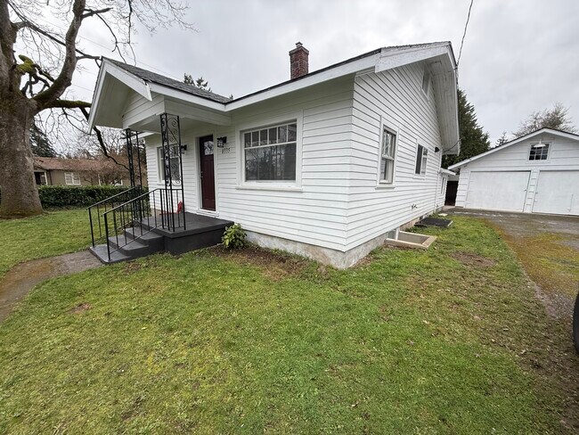 Foto del edificio - 8323 SE 62nd Ave