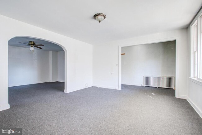 Building Photo - 6120 41st Ave