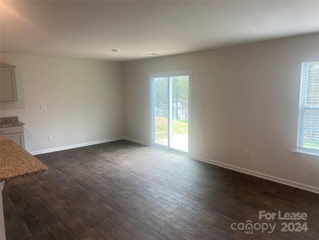 Foto del edificio - 1754 Bright Hope Ln