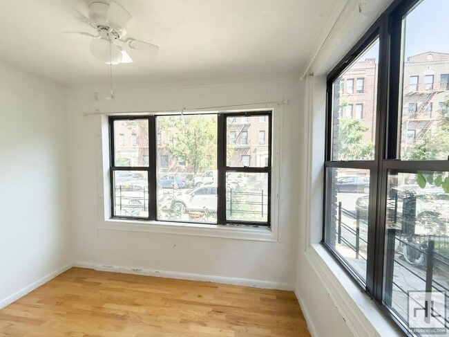 Building Photo - SULLIVAN PLACE / Renovated Full-Floor 1-Be...