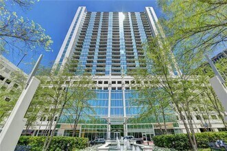 Building Photo - 3324 Peachtree Rd