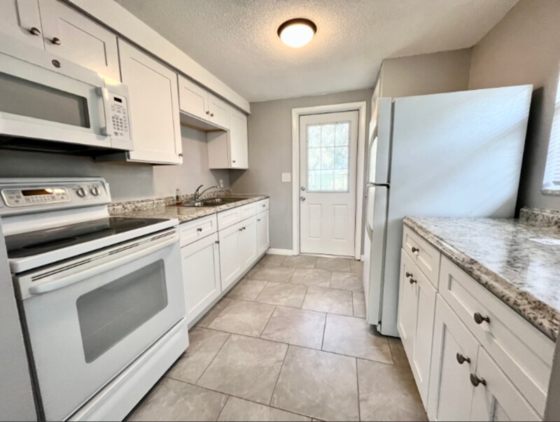 Foto principal - 5308 Oakwood Ct