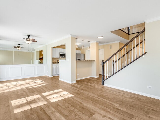 Foto del edificio - 2494 Stoughton Cir