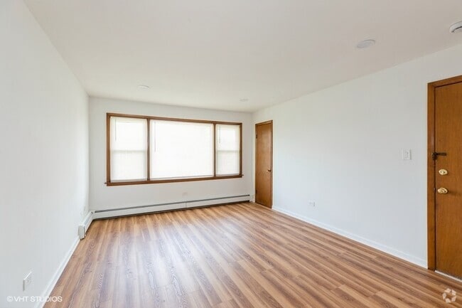 Building Photo - 14450 Jefferson Ave