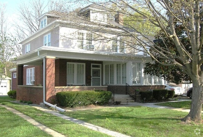 Building Photo - 1021 Potomac Ave
