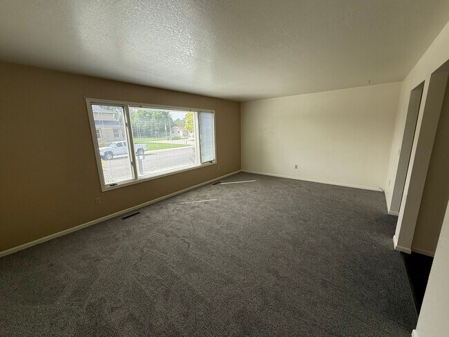 sala de estar - 3091 Saint Johns Ave