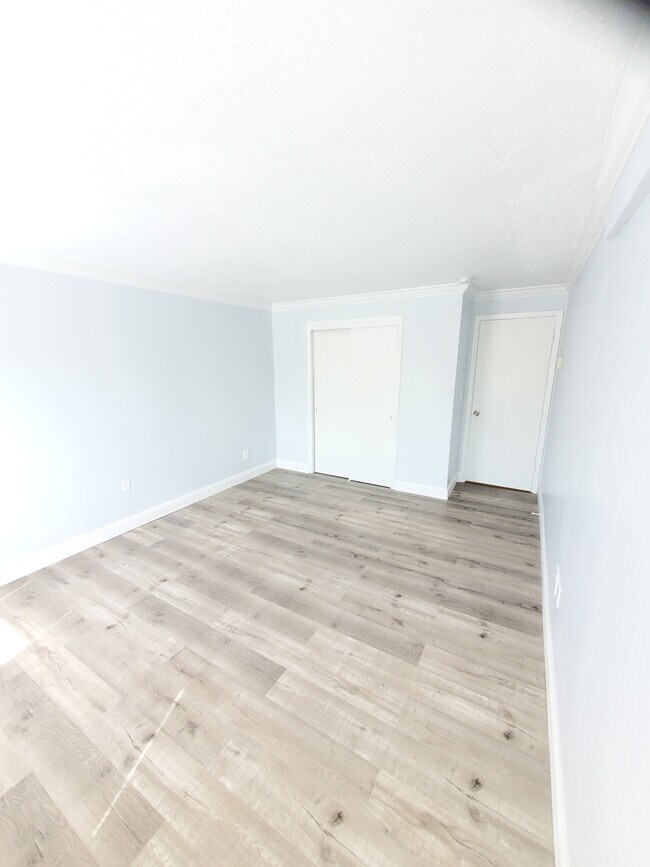 Foto del edificio - Westwood Condominiums