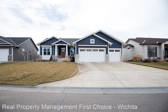 Building Photo - 5 br, 3 bath House - 3823 N Estancia Ct