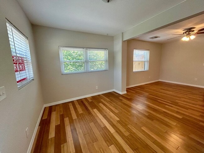 Building Photo - Charming 3BR/2BA Home for Rent – Prime Tam...