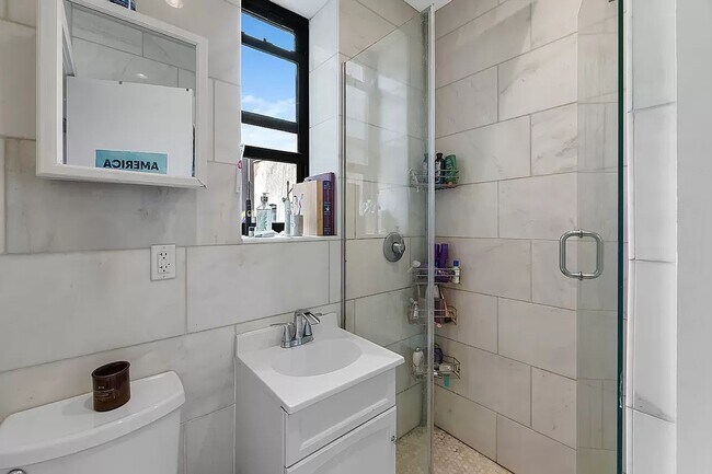 Foto del edificio - Allen Street