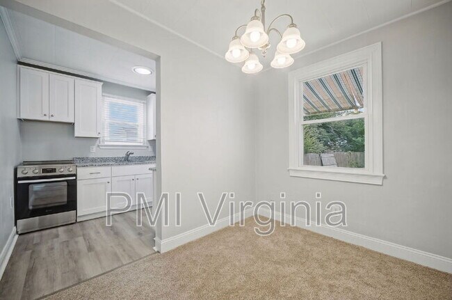 Foto del edificio - 6459 Clare Rd
