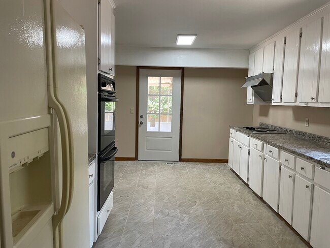 Foto del edificio - 147 W Putnam Ferry Rd