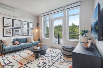 Building Photo - Vicino