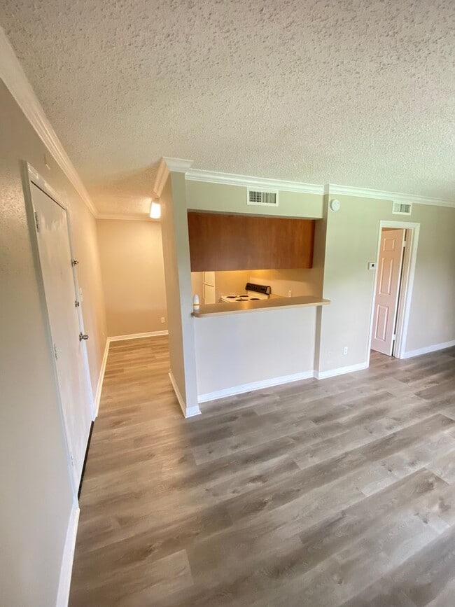 Foto del edificio - Coming Soon! 2nd-floor studio condo at Ser...