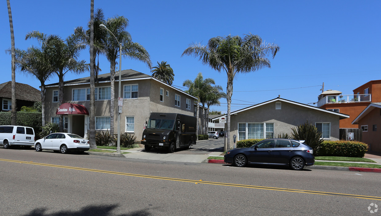 Primary Photo - Seaview Apartments