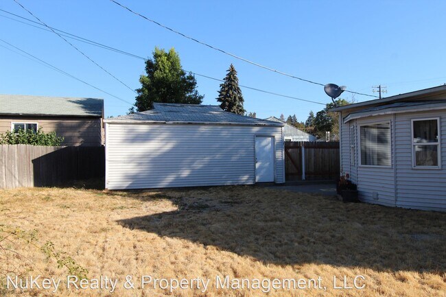 Building Photo - 3 br, 2 bath House - 6111 N. Alberta St. -...
