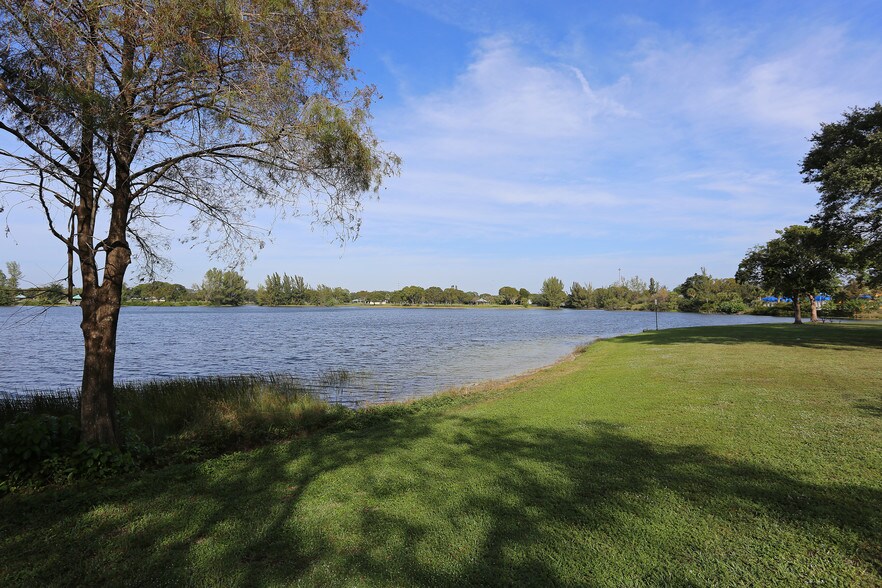 Pembroke Lakes Neighborhood Guide Living in Pembroke Pines