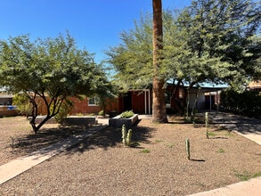 Building Photo - 4020 N 33rd St