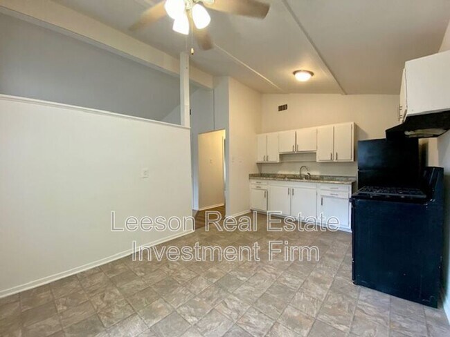 Foto del edificio - 1311 Elsa Jane St