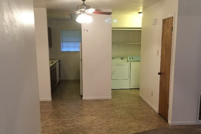 Dining Room - 1208 Victoria Ave