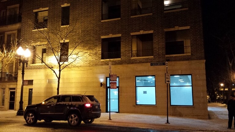 Fotografía del edificio - 340 W Evergreen Ave