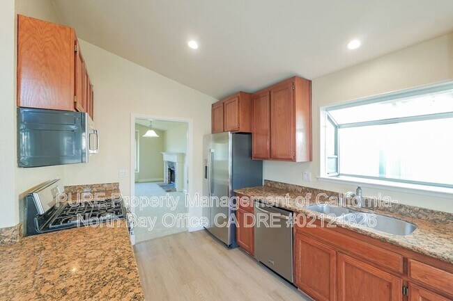 Foto del edificio - 105 Furber Ln