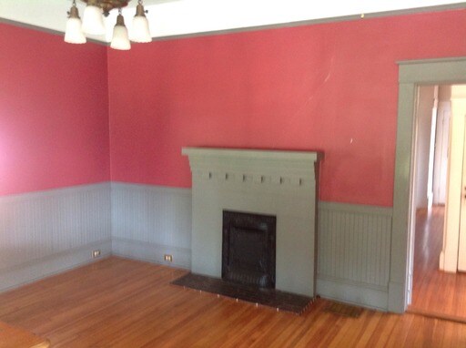 Building Photo - 1227 S Main Gq St