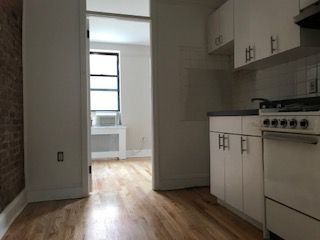 Foto principal - 320 E 61st St