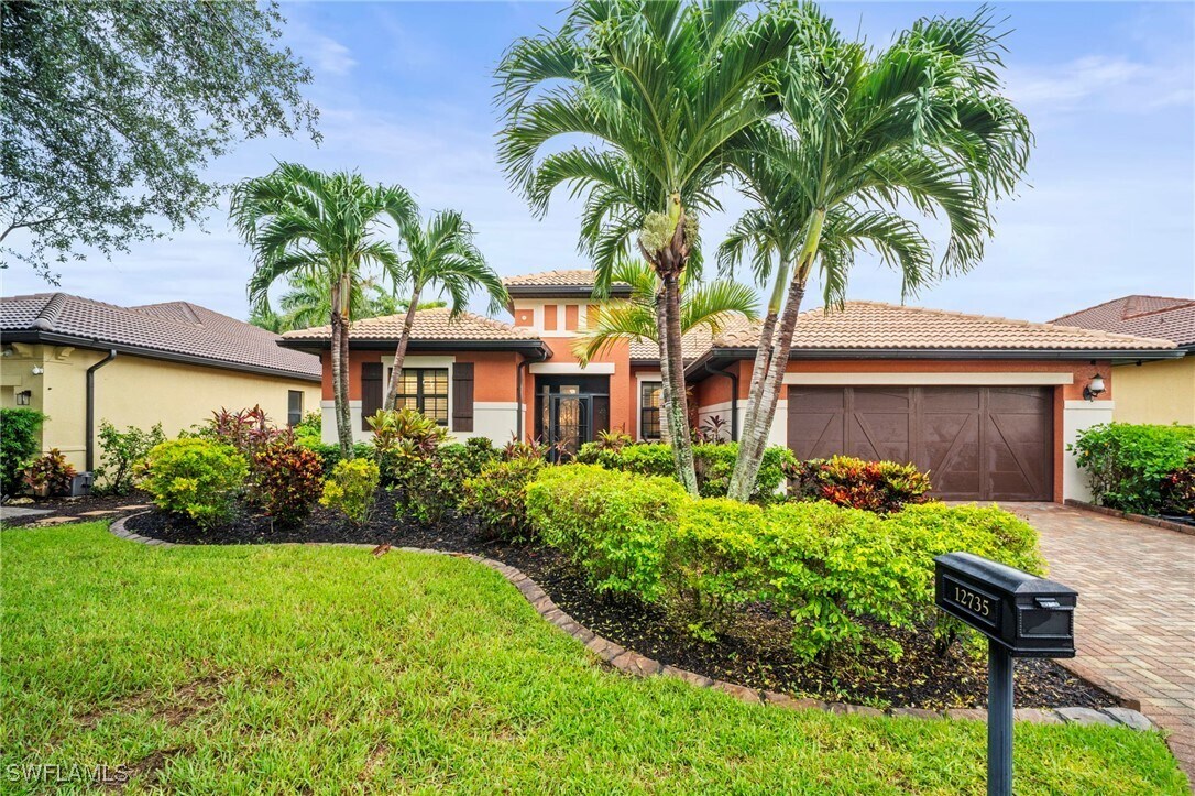 Foto principal - 12735 Kentwood Ave