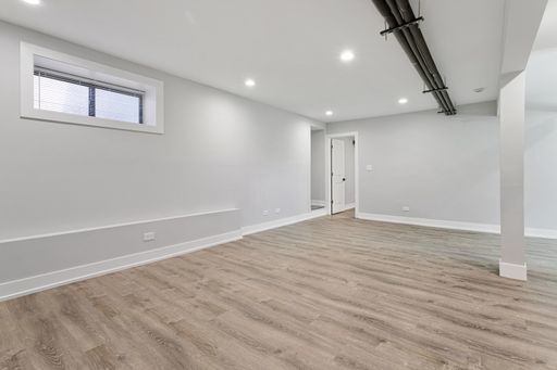 Foto del edificio - 7423 N Clark St