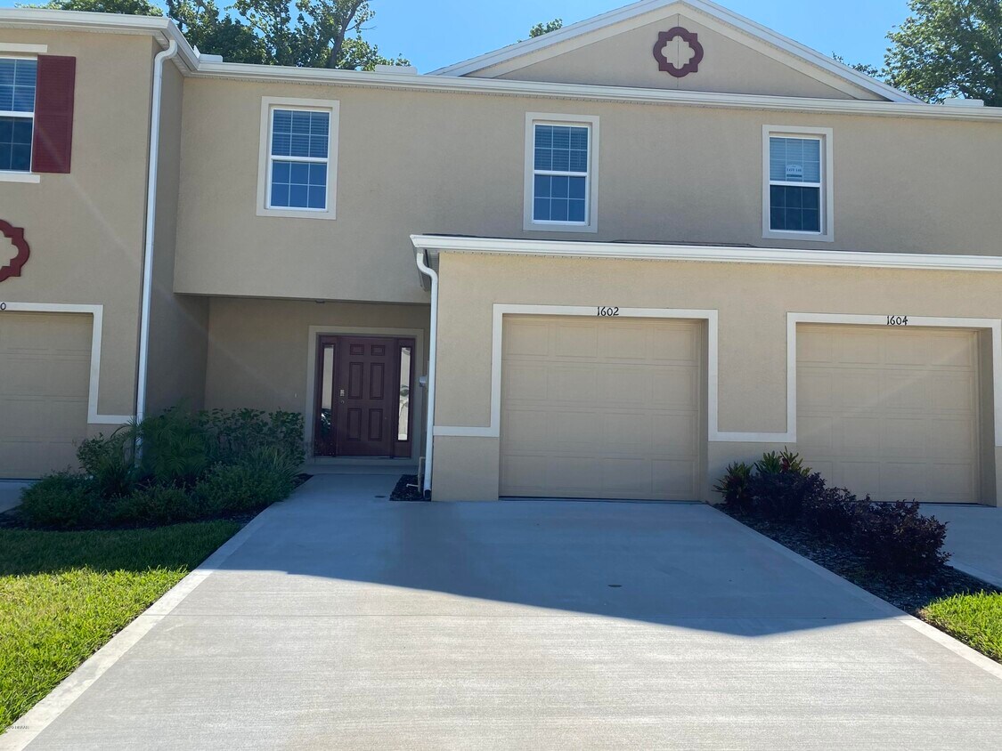 1602 Primo Ct, Holly Hill, FL 32117 House Rental in Holly Hill, FL