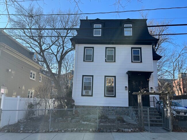 Foto del edificio - 81 Thornton St