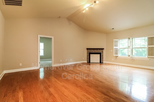 Building Photo - 38 Lake Blanchard Dr
