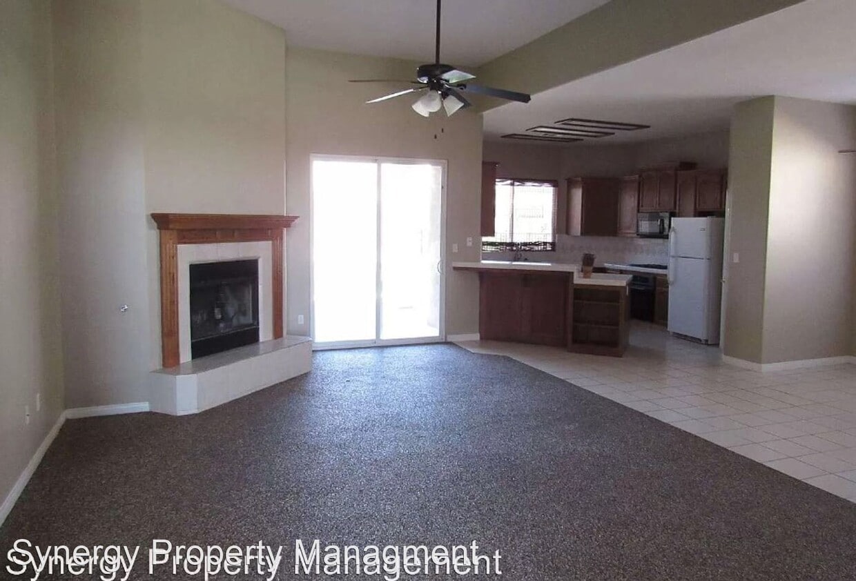 Primary Photo - 4 br, 2 bath House - 2716 Silver Shore Lane