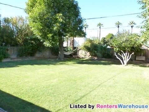 Foto del edificio - 1516 E Cheery Lynn Rd