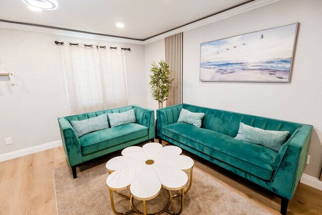 Foto del edificio - 6168 Cumberland St