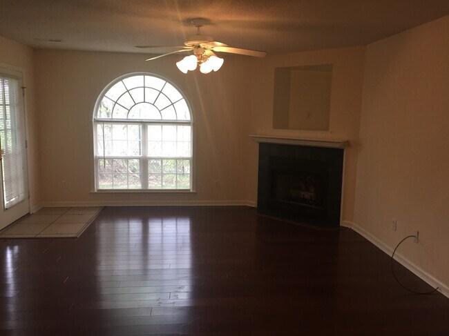 Building Photo - 213 Timberline Ridge Ct