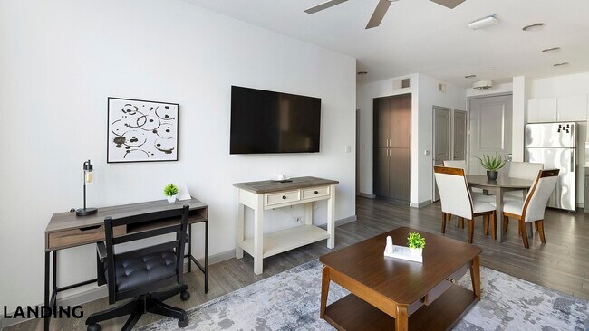 Foto del edificio - 1001 S Center St