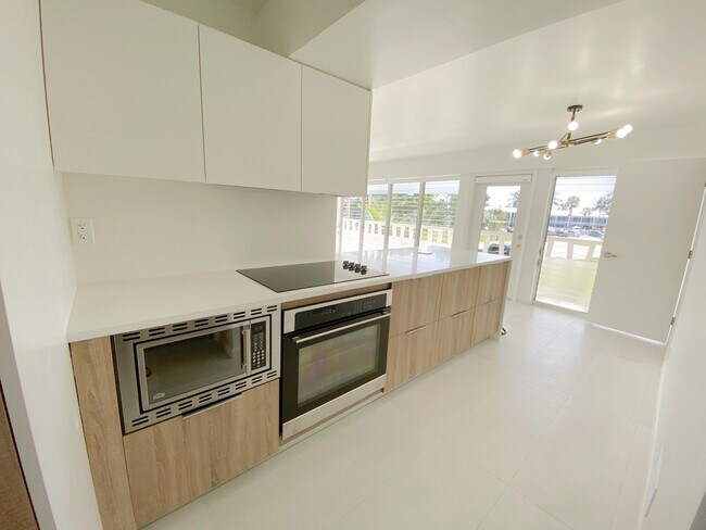 Foto del edificio - 2755 NE 28th Ave