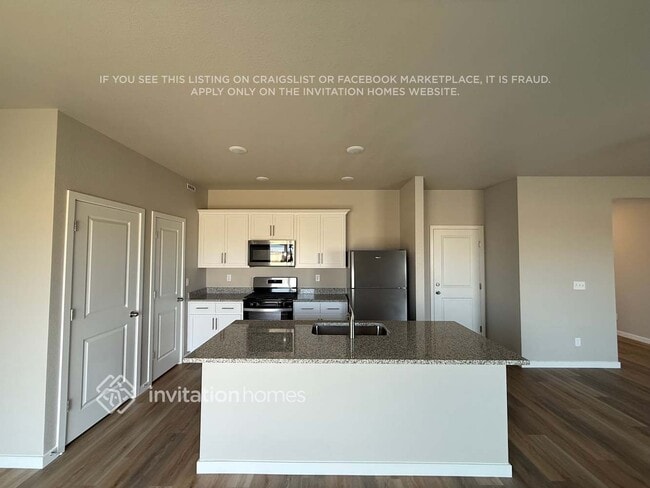 Building Photo - 7220 Dolores Ave