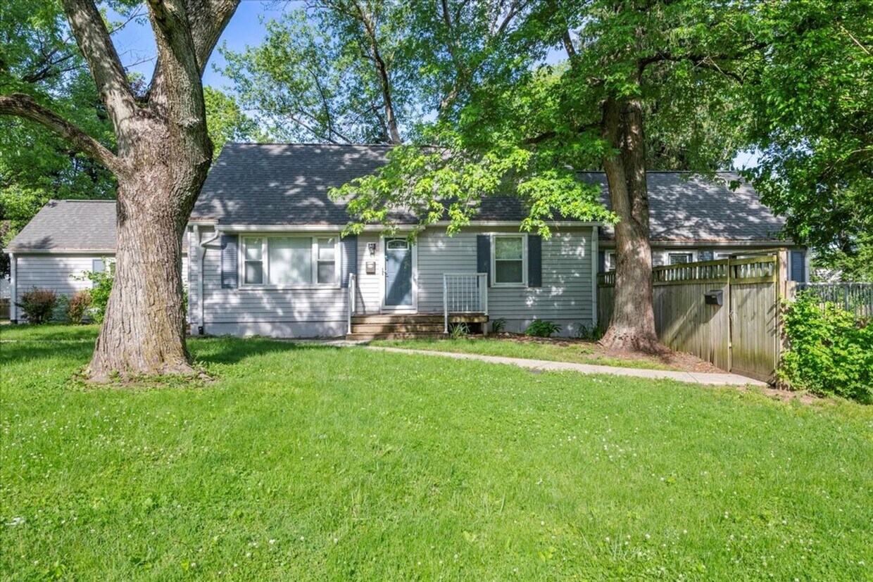 Foto principal - 2113 Pamela Dr