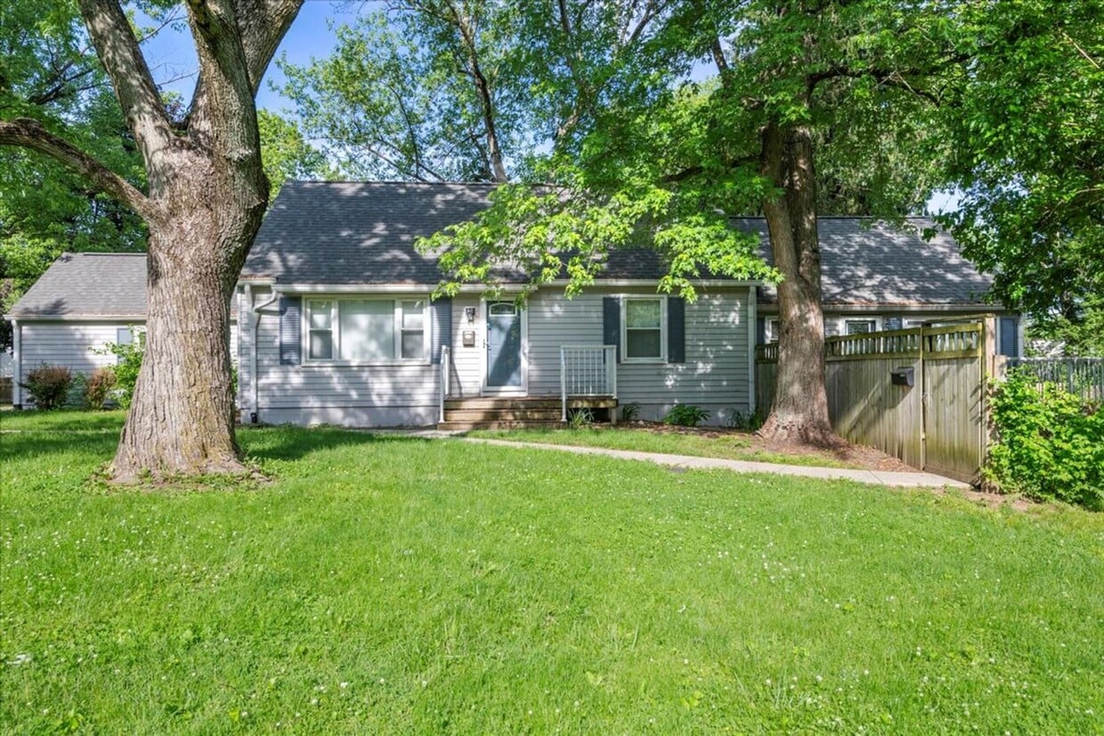 Primary Photo - 2113 Pamela Dr