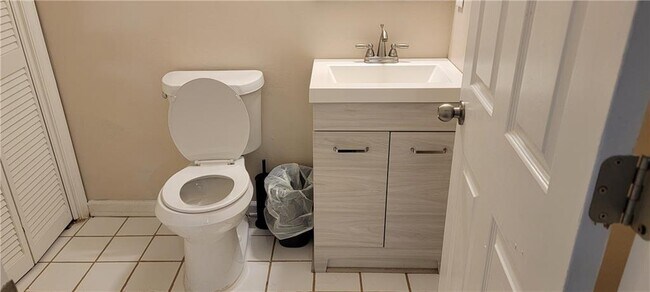 Foto del edificio - 4131 Quincey Ln